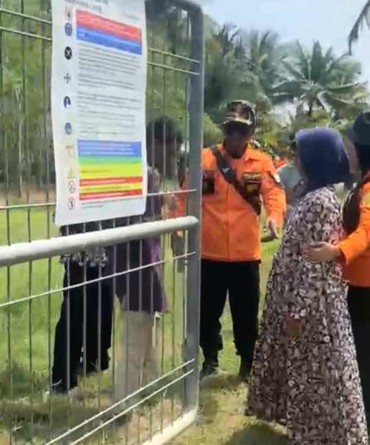 75 Meter di Atas Tanah, Pria Panikel Dibujuk Turun Lewat Pengeras Suara