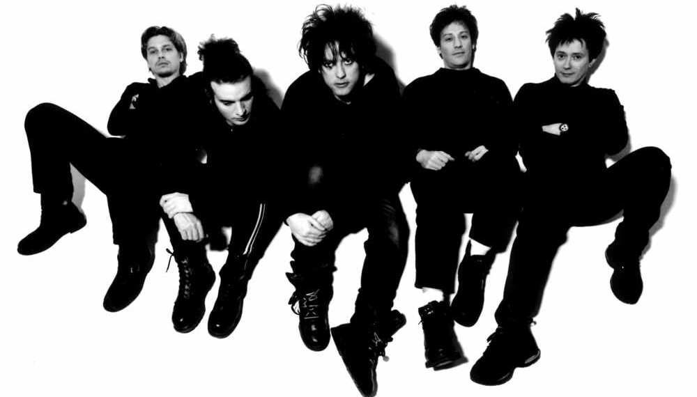 The Cure: Separuh Abad Suara Suram yang Menggetarkan Dunia Musik