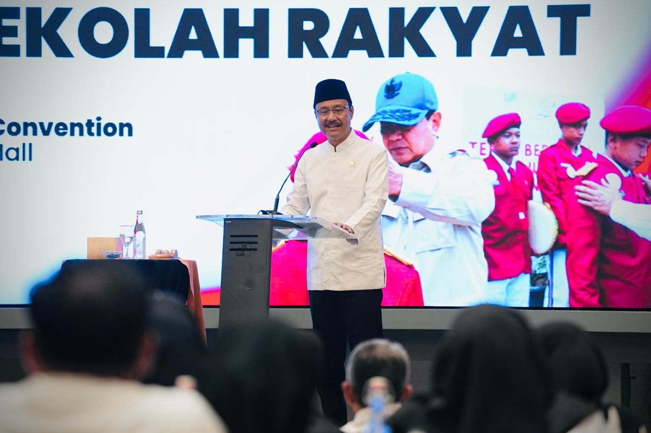 Gus Ipul: Data BKKBN Tidak Salah, Perubahan Desil Tak Otomatis Hentikan Bansos