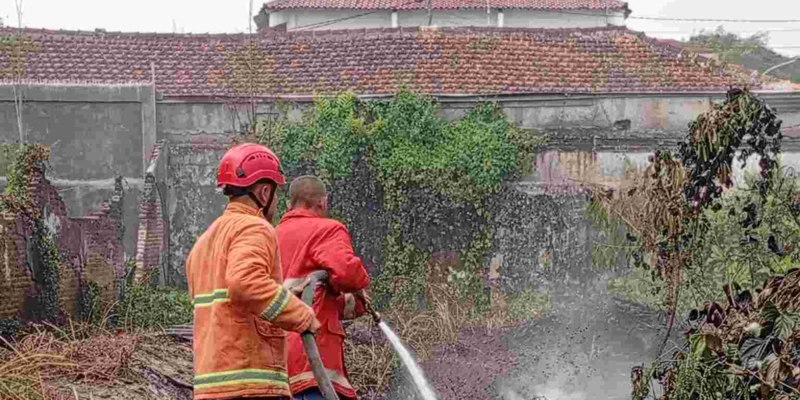 Dua Kebakaran Lahan Kembali Terjadi di Purwokerto, Diduga akibat Kelalaian Manusia