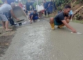 Warga Kalikesur Perbaiki Jalan Rusak Secara Swadaya, DPU: Sudah Diprogramkan