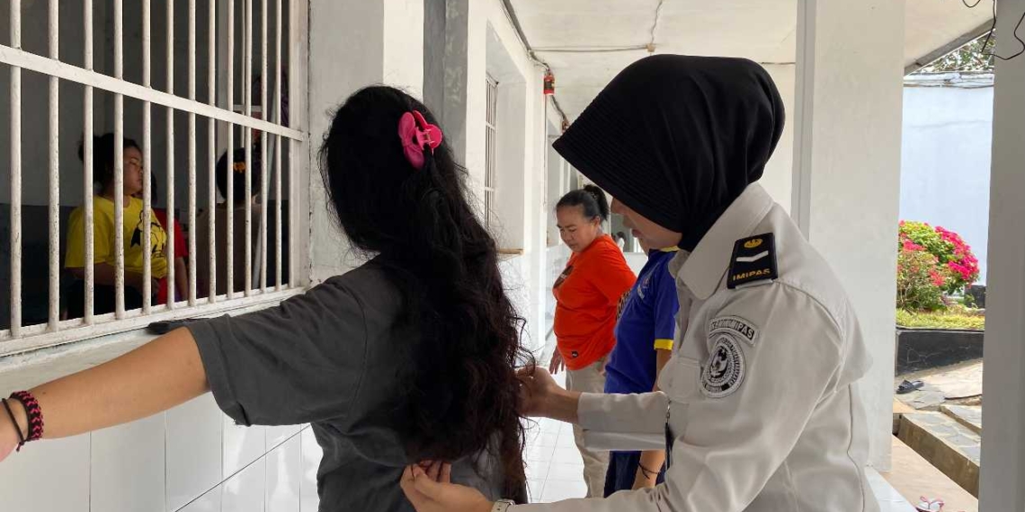 Rutan Banyumas Geledah Kamar Blok Wanita, Sejumlah Barang Terlarang Diamankan