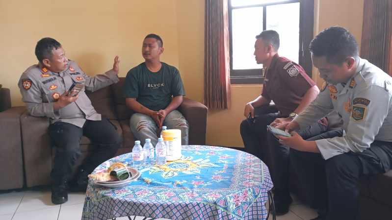 Sempat Mengancam dan Ajak Duel Petugas, Jukir Liar di Sokaraja Diciduk Satgas Parkir