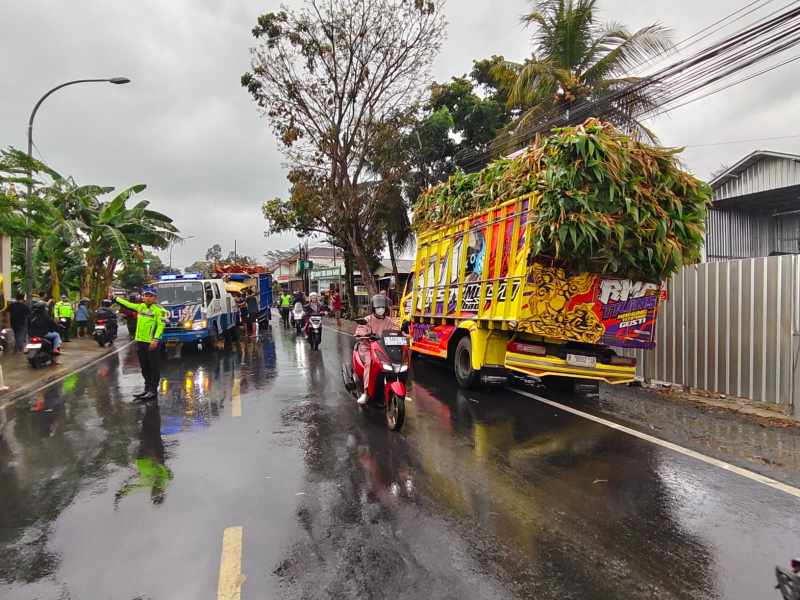 Sehari Dua Kecelakaan di Banyumas: Tiga Kendaraan di Sokaraja, Dua Truk di Karanglewas