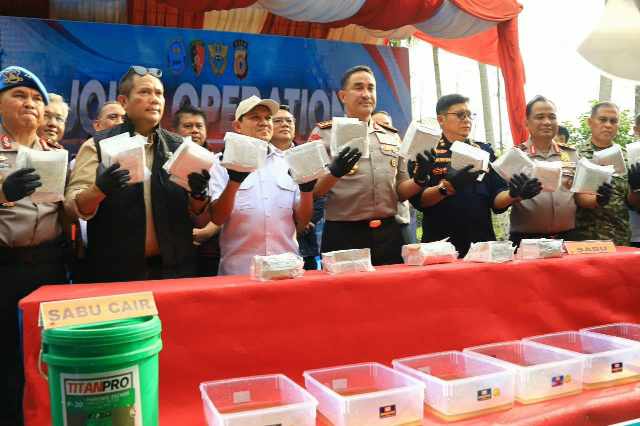 Kapolri Ungkap Lab Sabu di Aceh: 1,2 Ton Barang Bukti, 2 WNA Diamankan