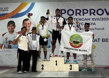 Henokh Aldi Saputra Persembahkan Emas Angkat Besi 110 Kg untuk Banyumas