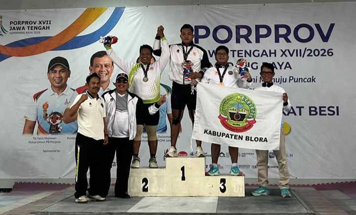 Henokh Aldi Saputra Persembahkan Emas Angkat Besi 110 Kg untuk Banyumas